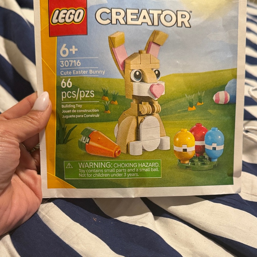LEGO Creator Bunny Building Set – Tan, White, Pink, Yellow, Blue, Orange, Red